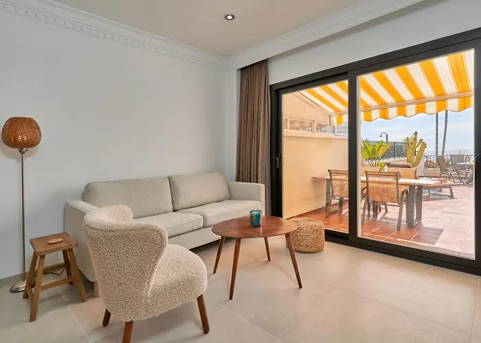 Apartment 1St Line Burriana Nerja
